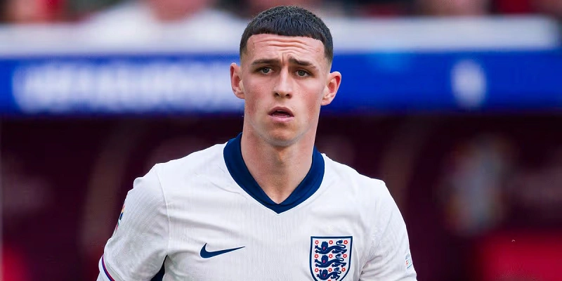 Phil Foden bị loại khỏi đội hình tuyển Anh