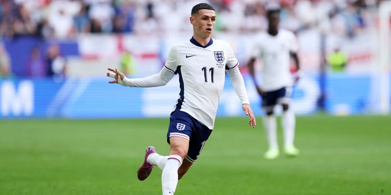 Phil Foden Bị Loại Khỏi Đội Hình Tuyển Anh - Cú Sốc World Cup Phong độ của Phil Foden giảm sút rõ rệt